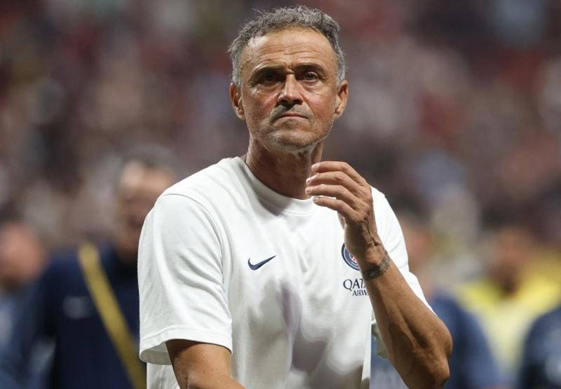 欧冠6队全胜,穆里尼奥面临压力,国米喜忧参半