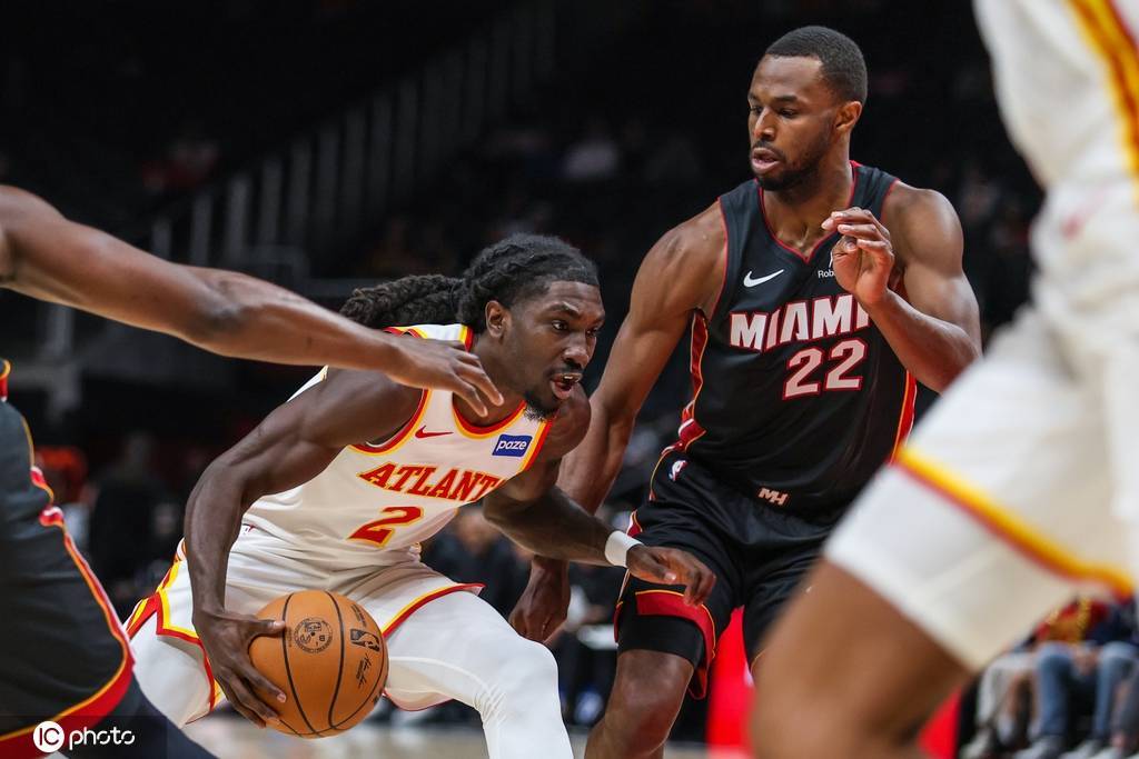 季前赛-托平26+9阿德巴约伤退 老鹰加时胜热火